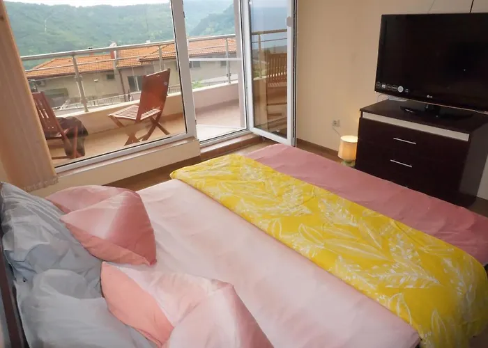 Sea View Selva - Peaceful Family-friendly Apartament