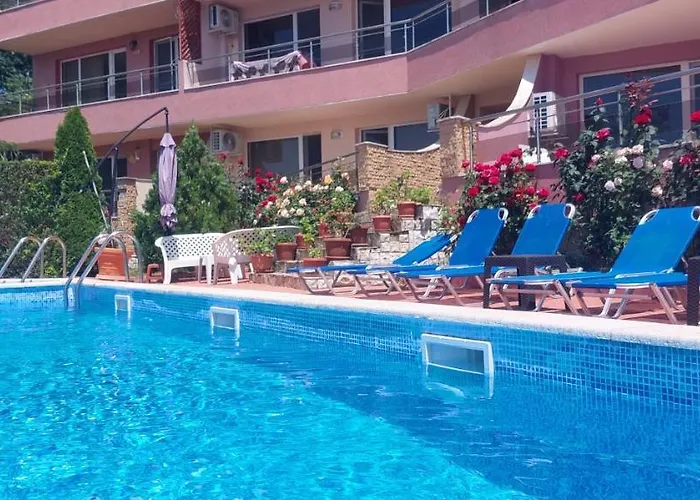 Sea View Selva - Peaceful Family-friendly Apartament